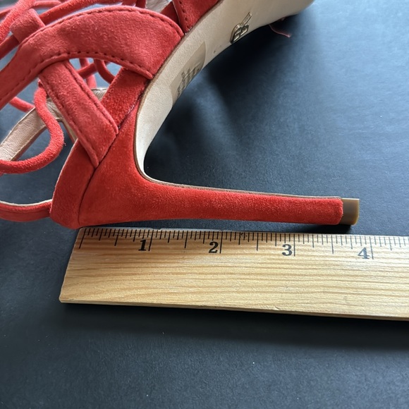 Banana Republic Jenne suede heel - Picture 7 of 8